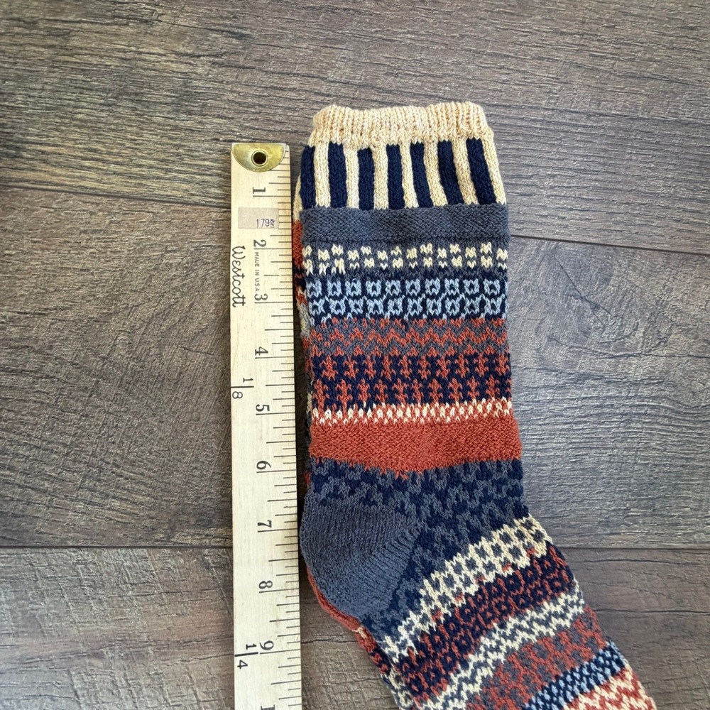 Socks Small Mismatched Recycled Merino Wool Blend Crew Socks Green Brown - Picture 3 of 6